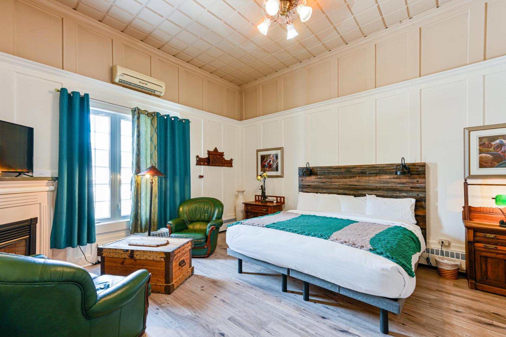 Hotel-Auberge La Grande Maison Et Spa بيه سان بول المظهر الخارجي الصورة