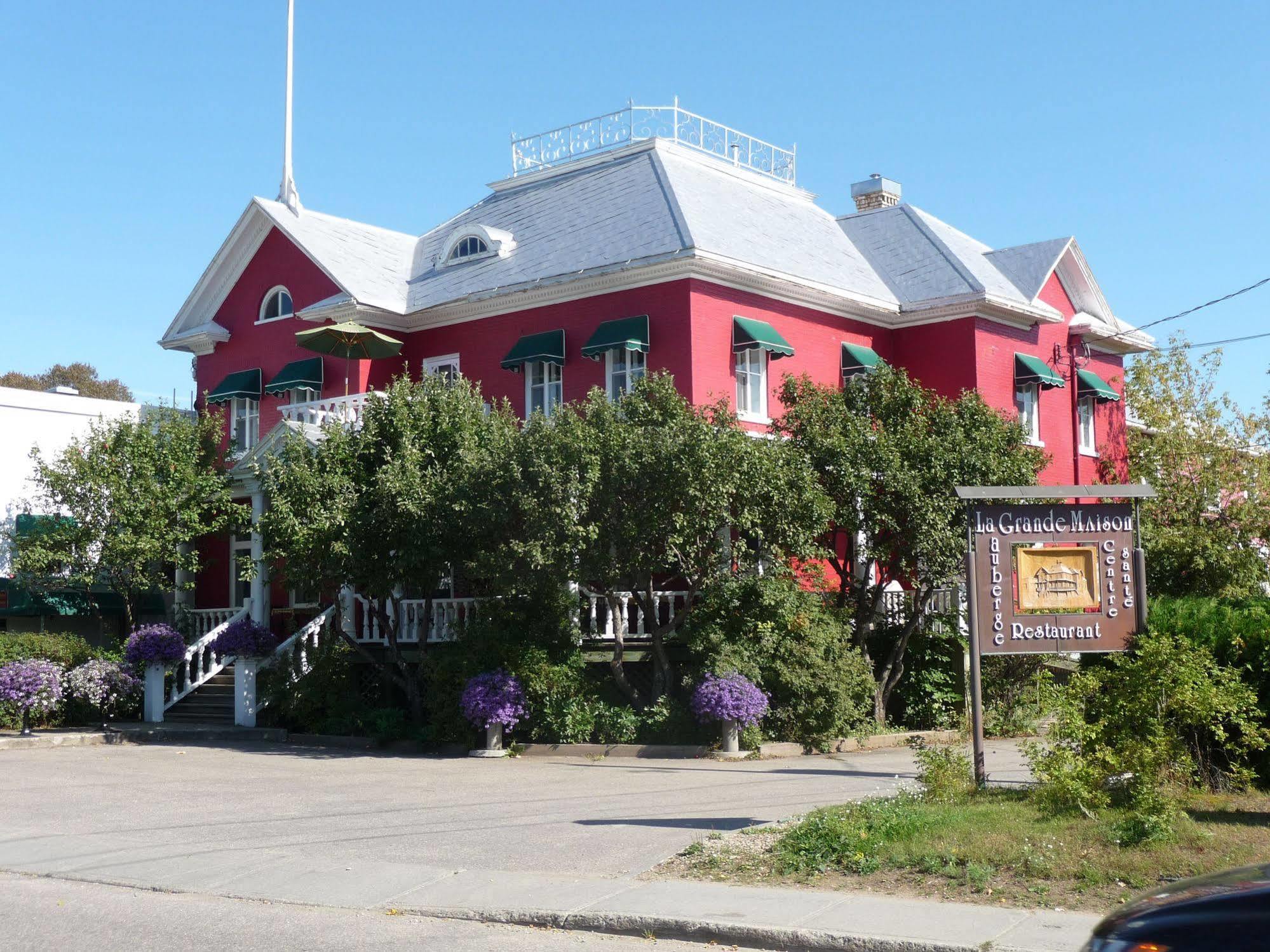 Hotel-Auberge La Grande Maison Et Spa بيه سان بول المظهر الخارجي الصورة
